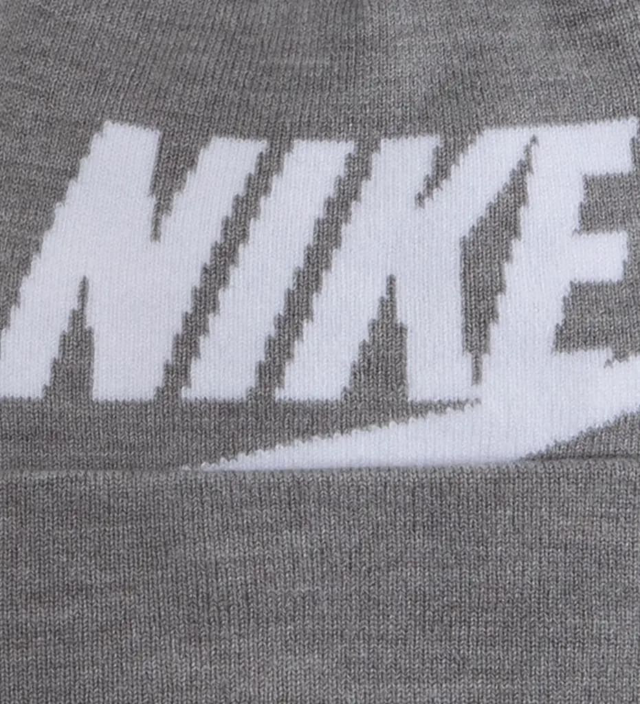 NIKE NIKE SWOOSH POM BEANIE & GLOVE SET - DK GREY HEATHER — (9a2695-042)