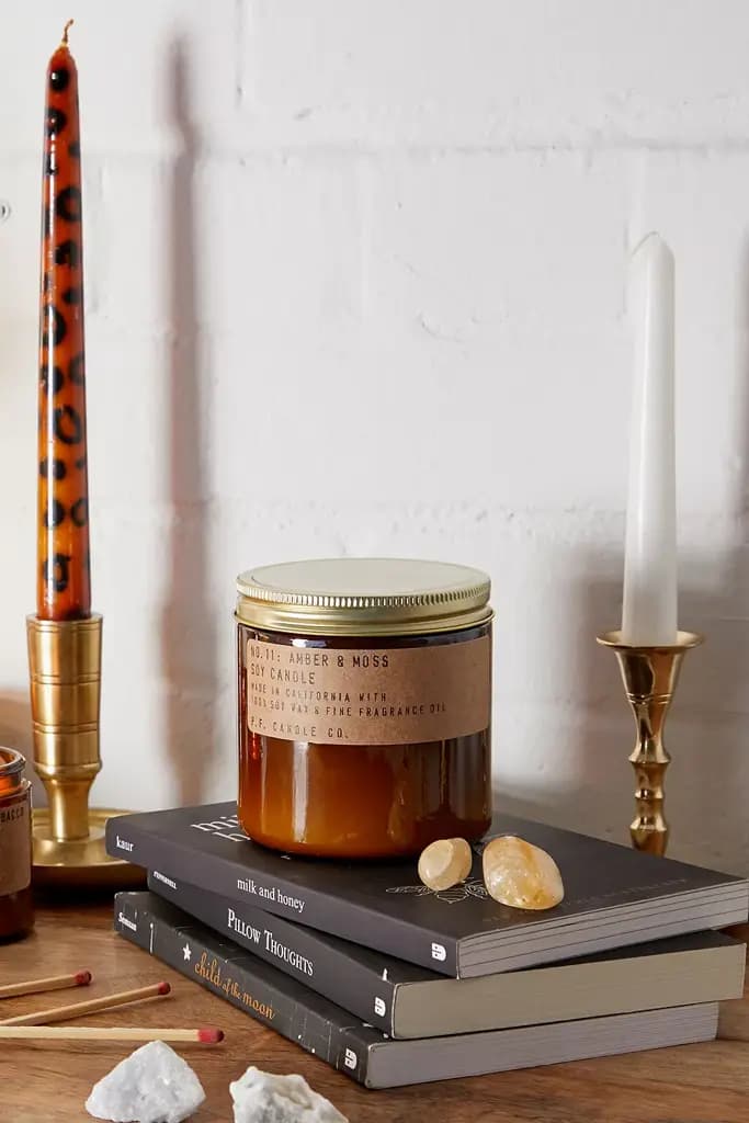 P.F. Candle Co. P.F. CANDLE CO NO.11 AMBER & MOSS 12.5 OZ SOY CANDLE - BROWN — (lcc11)