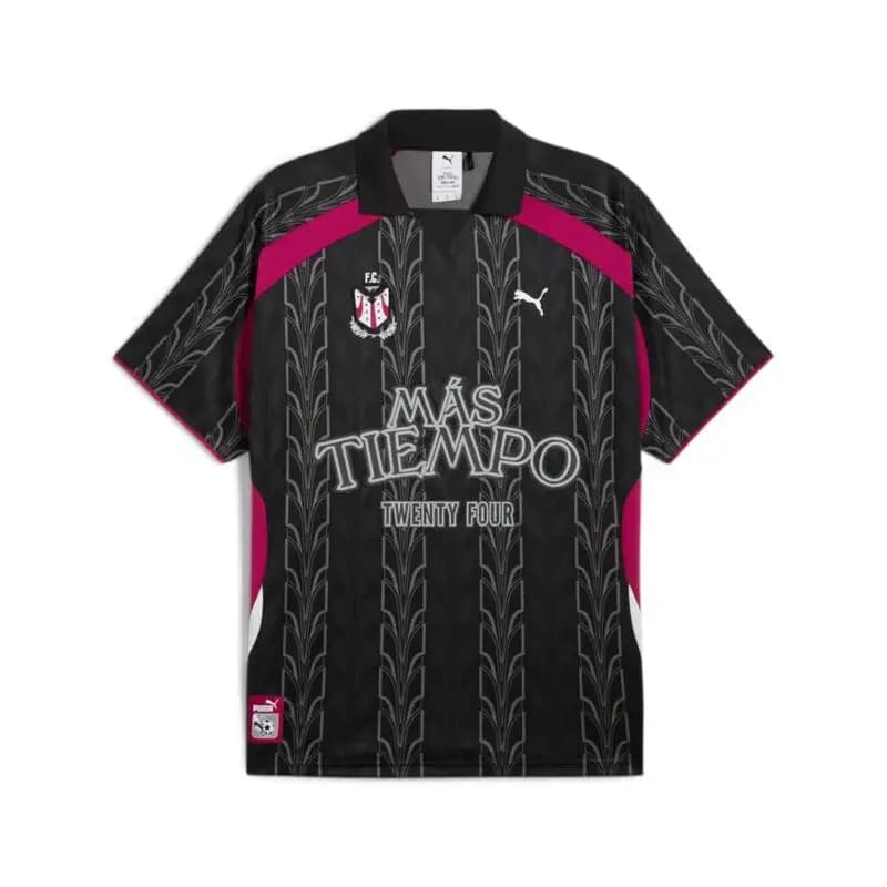 PUMA PUMA x MÁS TIEMPO Football Jersey - PUMA Black — (62789501)